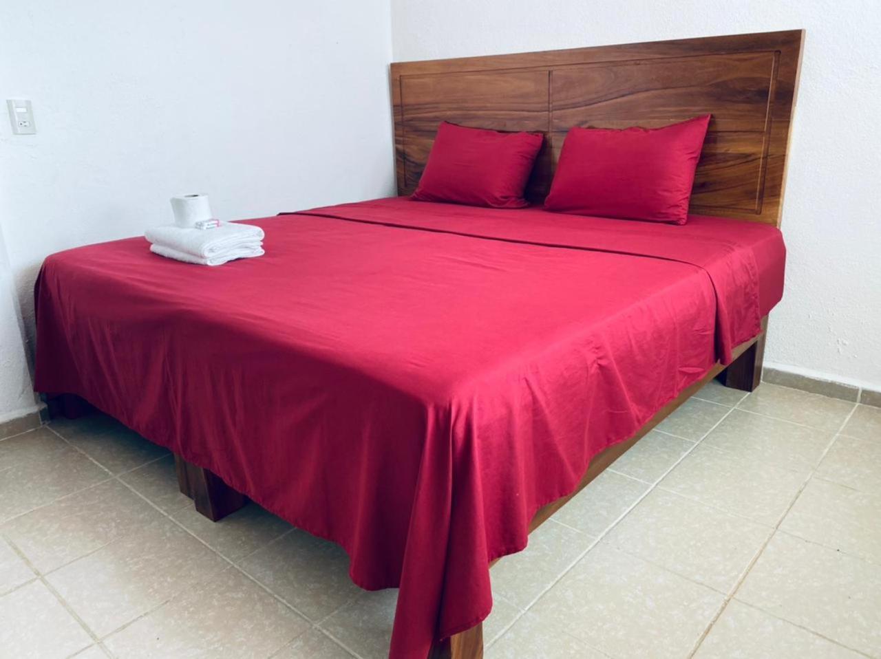 Cataviento Hotel Tecoanapa Номер фото