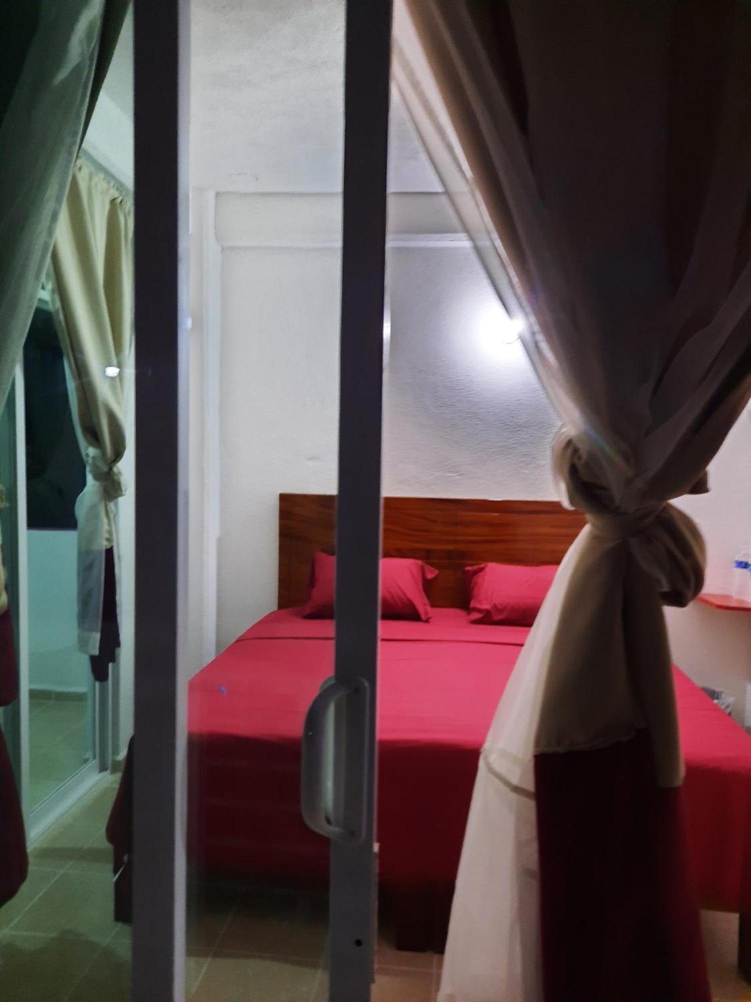 Cataviento Hotel Tecoanapa Номер фото